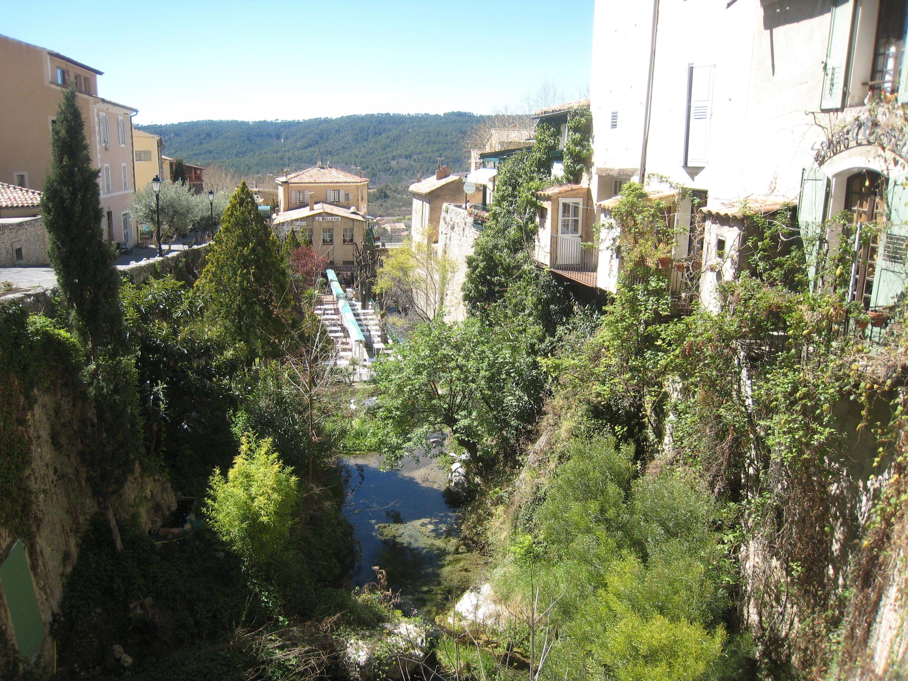 Moustieres st marie