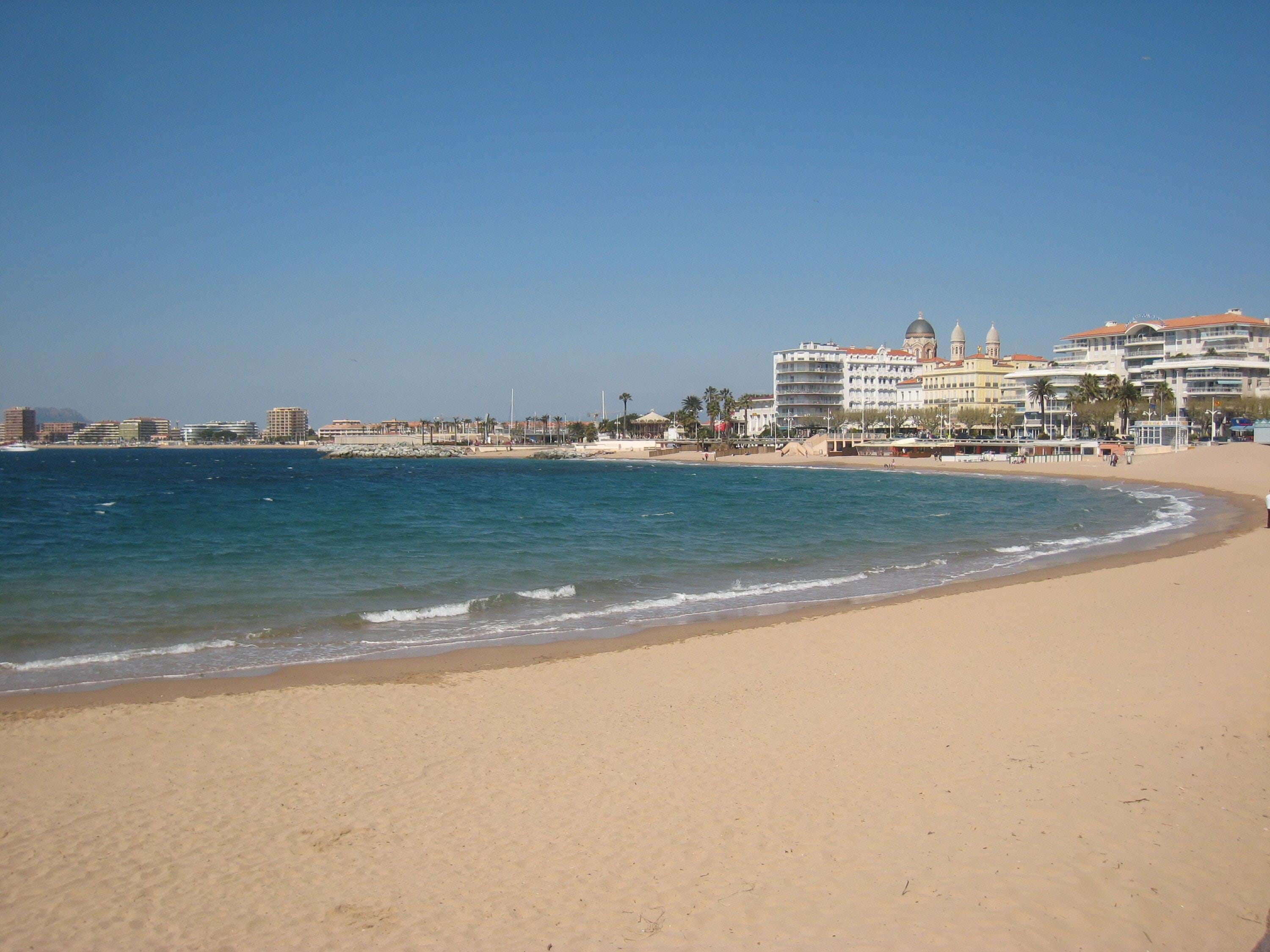 strand frejus