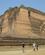 616 Spadseretur Rundt Om Stupaen Mingun Myanmar Anne Vibeke Rejser IMG 4542