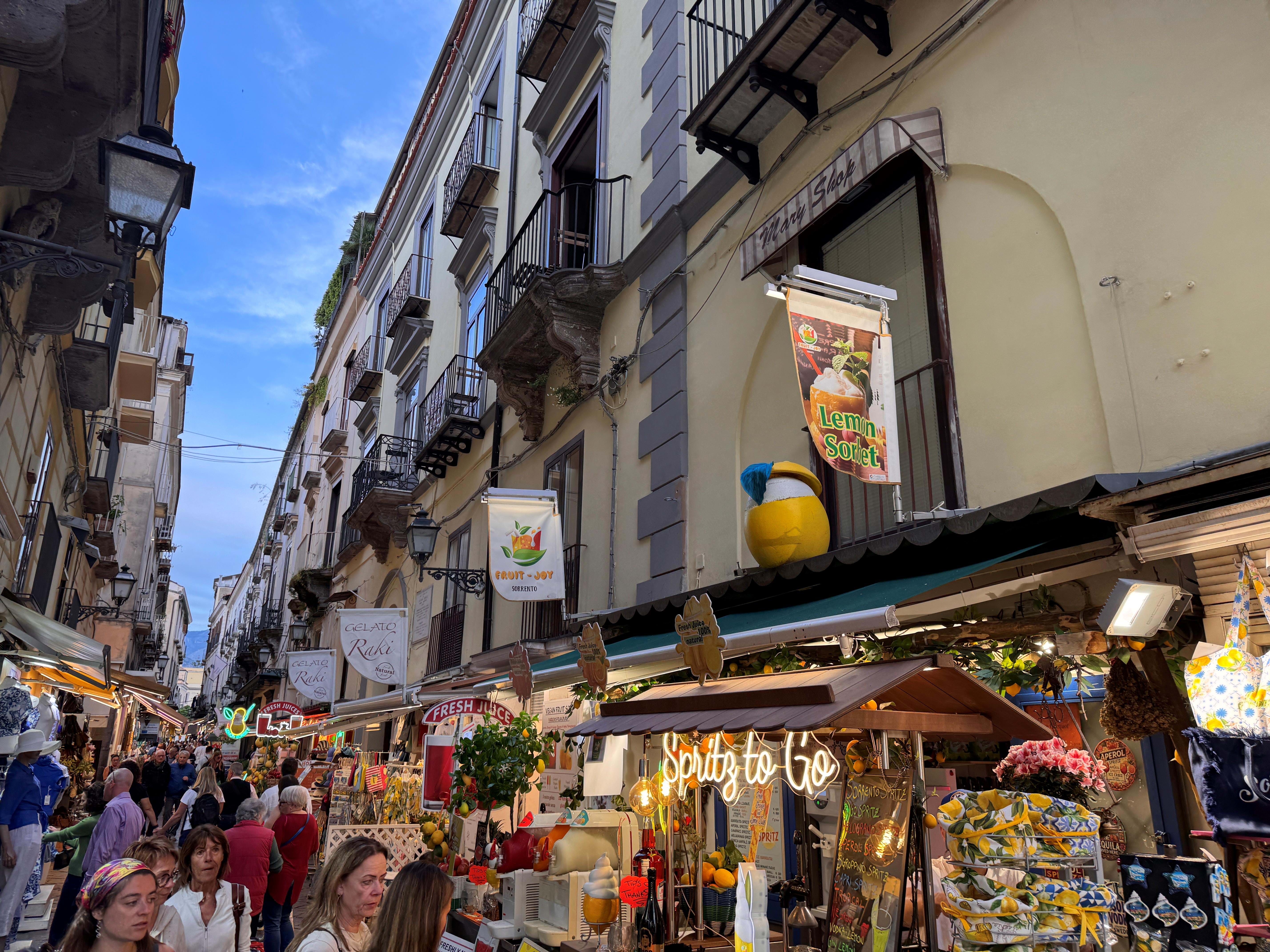 Italien Amalfikysten Sorrentohalvøen Sorrento By Positano 2025 Foto Anne Vibeke Rejser (1)